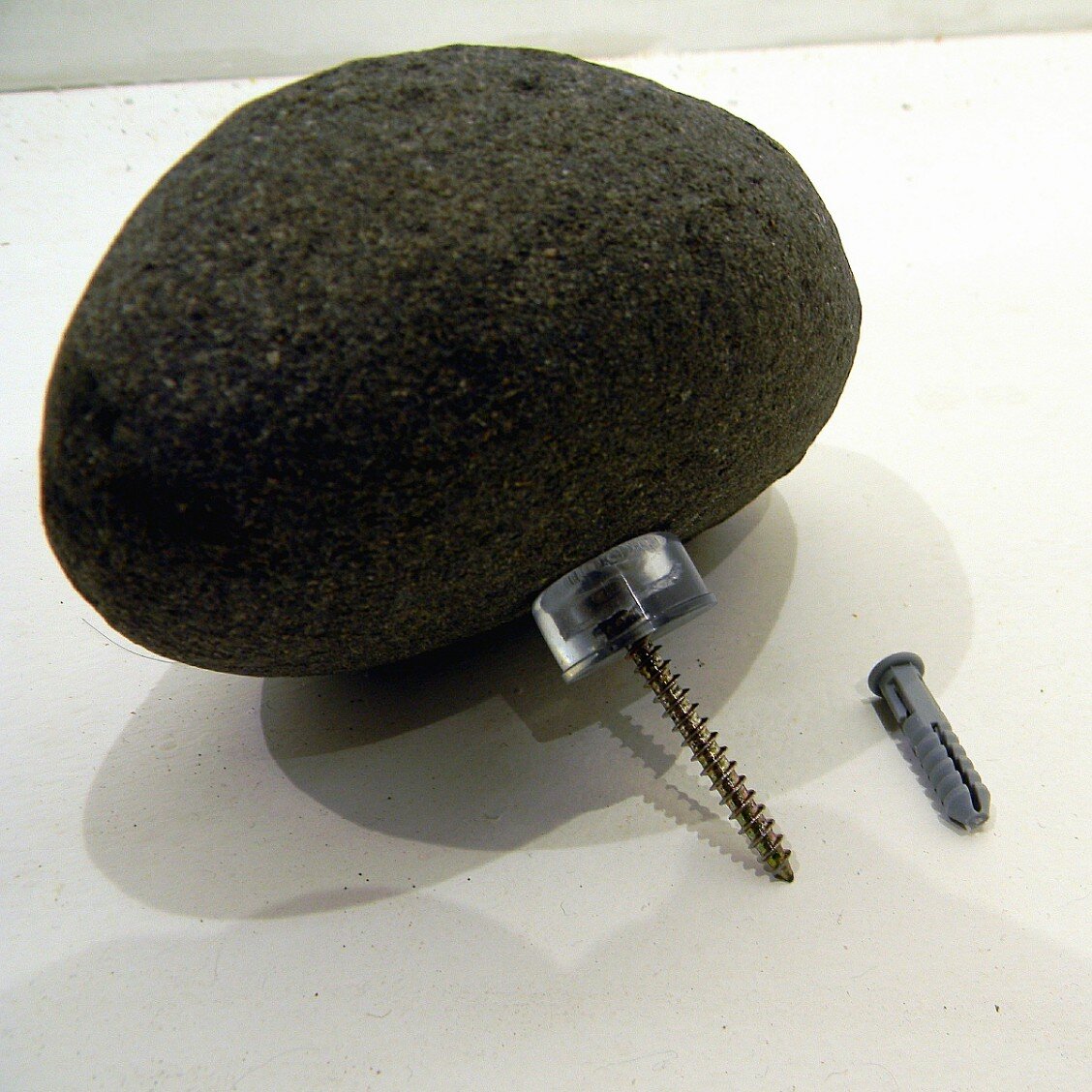 Attaccapanni appendiabiti da muro roccia sasso nero