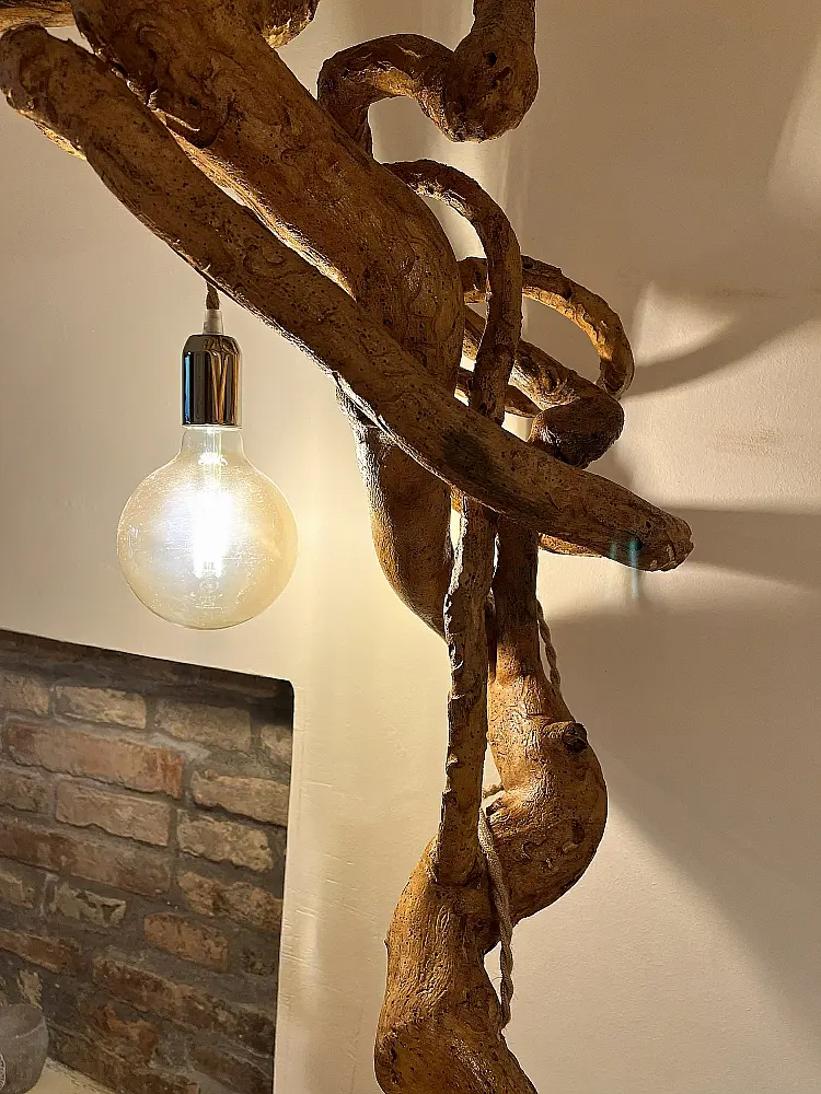 Lampada da terra legno riciclato